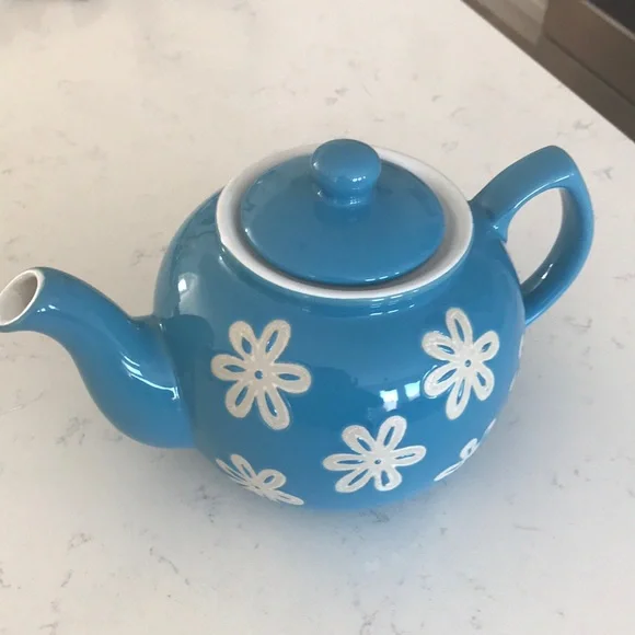 Dimani Tea Pot - Picture 1 of 8